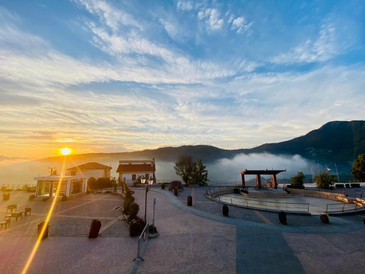 Appartamento Leono’ Seborga Esterno foto